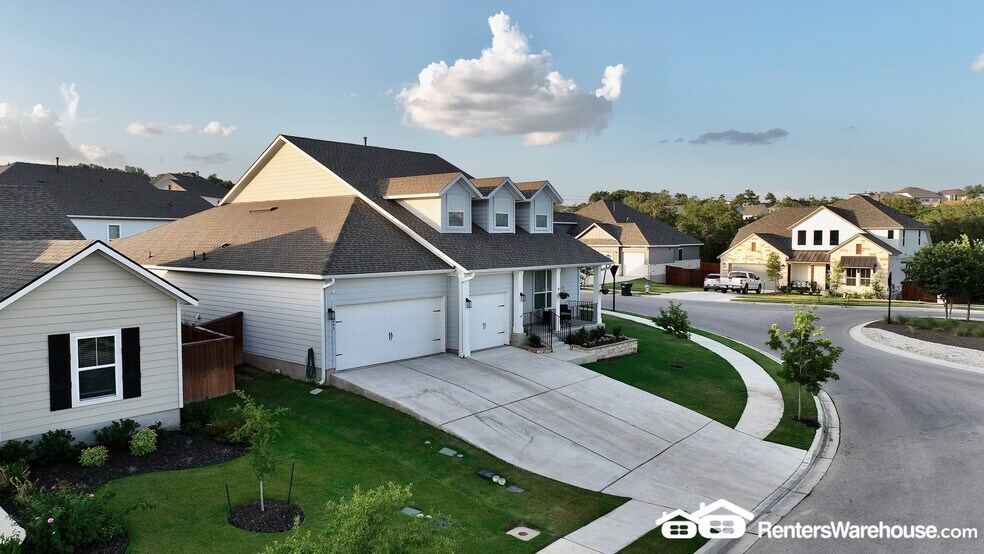 Primary Photo - 245 Orchard Park Dr