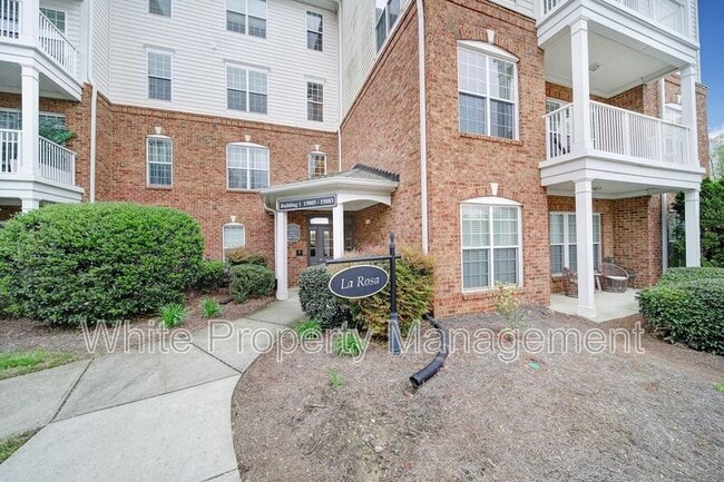 Building Photo - 15011 Santa Lucia Dr