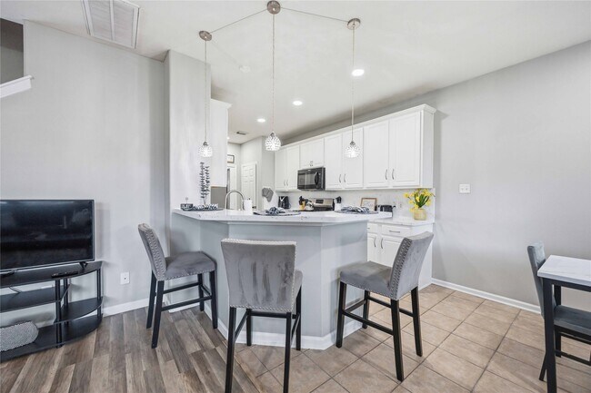 Building Photo - 71 Summer Haze Cir
