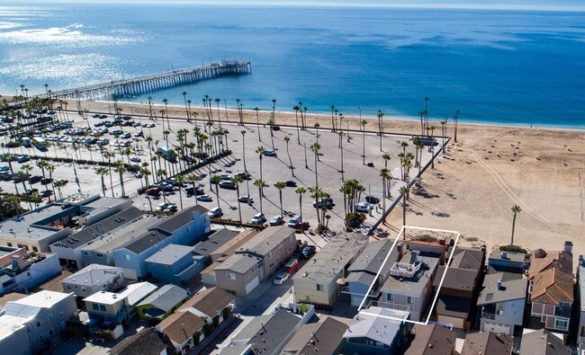 Building Photo - 414 E Oceanfront