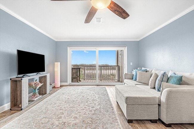 Building Photo - 3385 Coastal Hwy