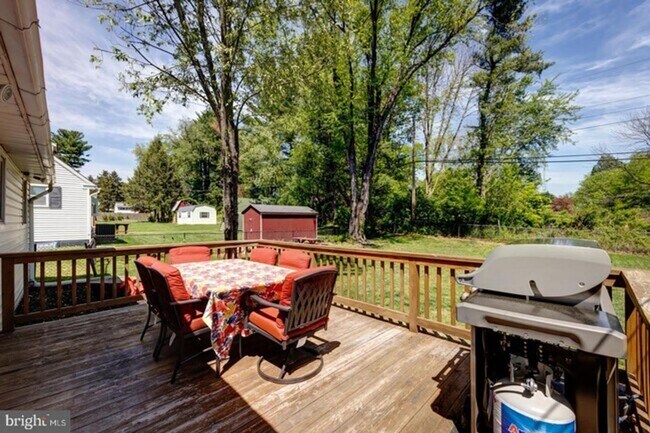 Building Photo - Charming Home in King of Prussia