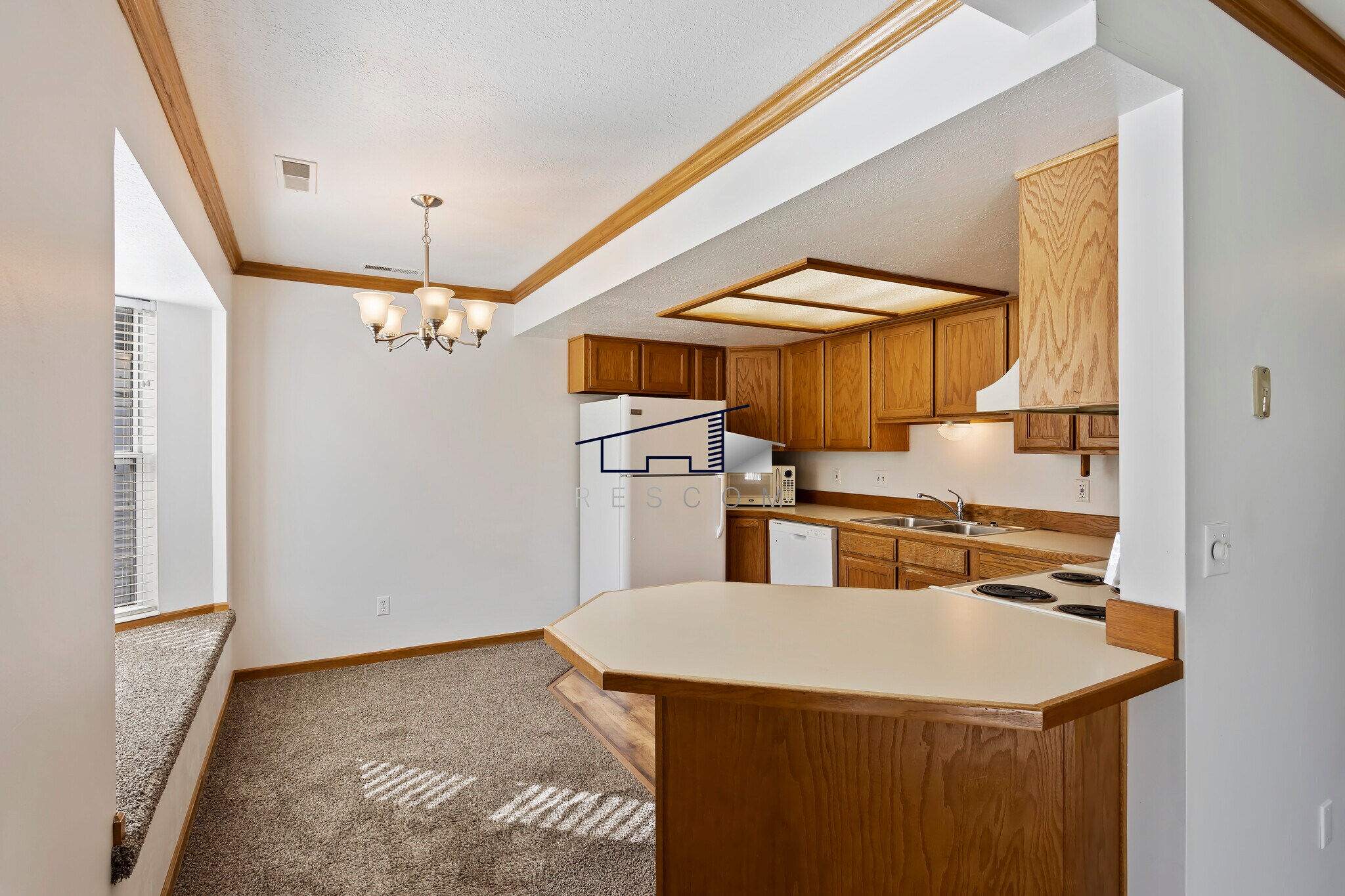 Building Photo - 2983 Taylor Ave