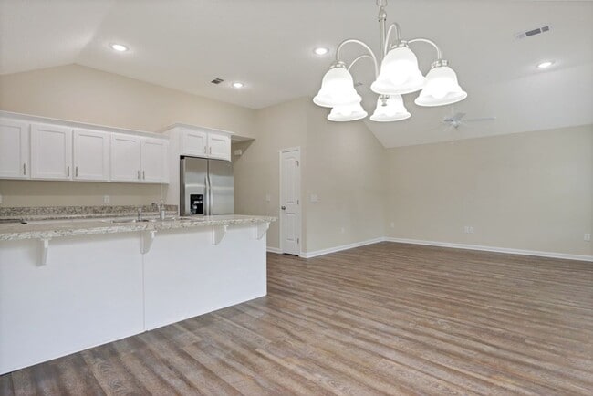 Building Photo - 3bd 2ba HOME FOR RENT!