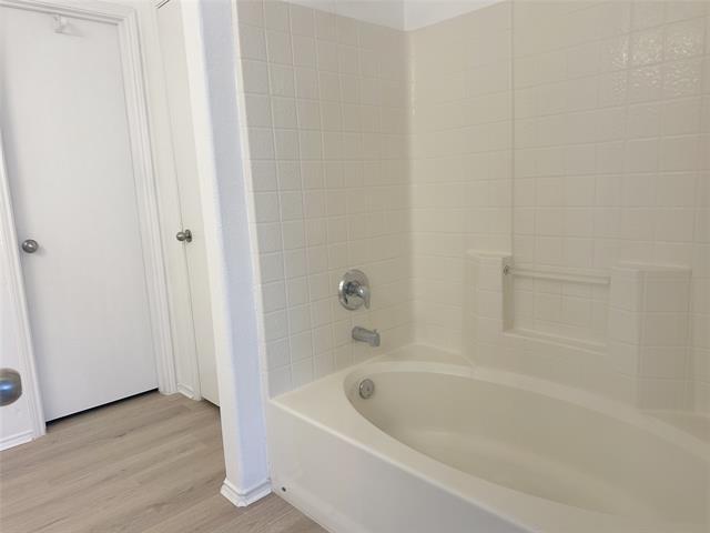 Building Photo - 7537 Lazy Spur Blvd