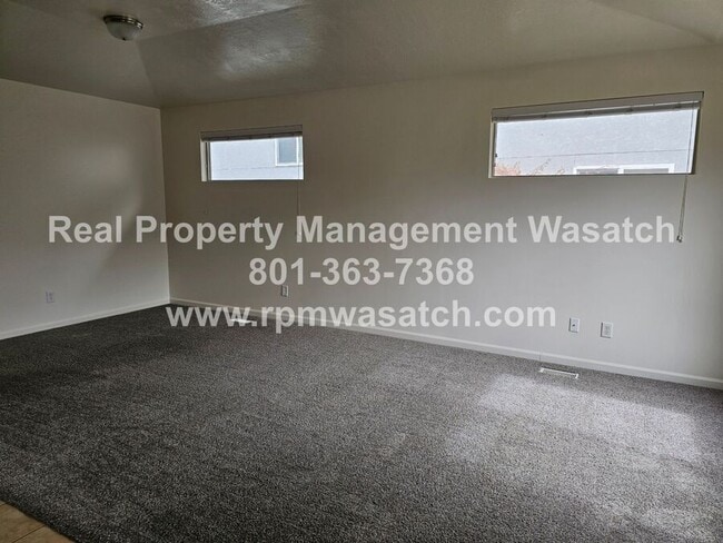 Building Photo - 4120 Juniper Hills Dr