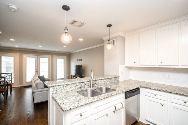 Building Photo - 2332 Winrock Blvd