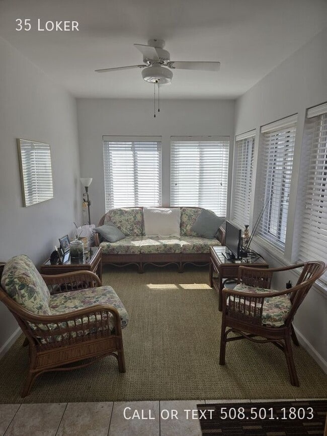 Building Photo - 35 Loker-