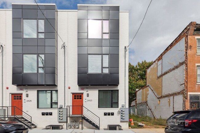 Building Photo - Brand New Brewerytown Apartments