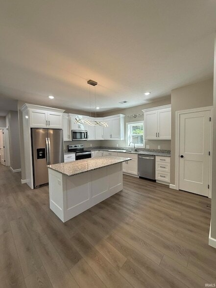 Building Photo - 3417 S Knightridge Rd