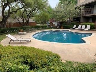 Building Photo - 15221 Berry Trail