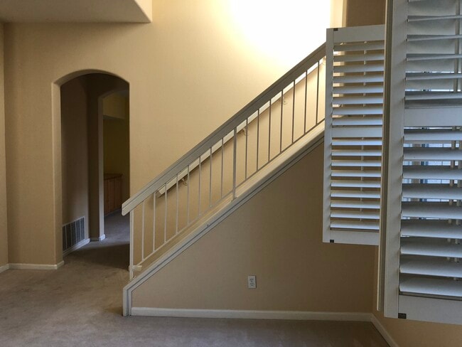 Building Photo - 2295 Lenox Pl