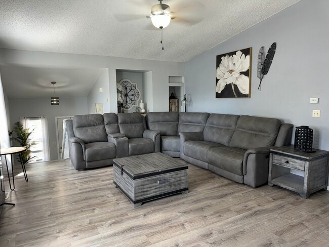 Building Photo - 4666 Witches Hollow Ln