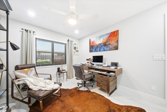 Building Photo - 4548 Genoa Ave