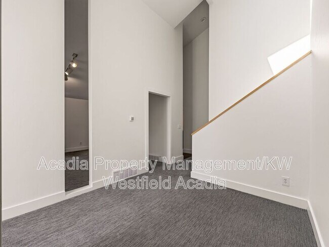 Building Photo - 11107 Gambel Oak Cir