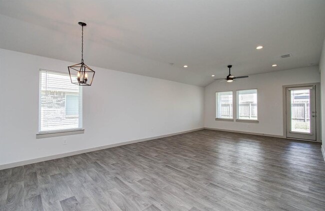Building Photo - 14543 Rain Tree Dr