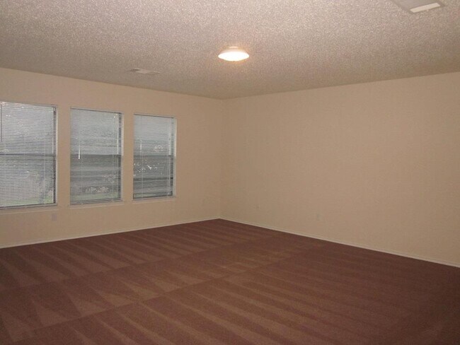 Building Photo - 1102 Comfort St