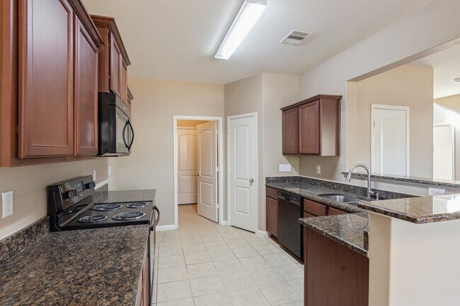 Building Photo - 20506 Freedom River Dr