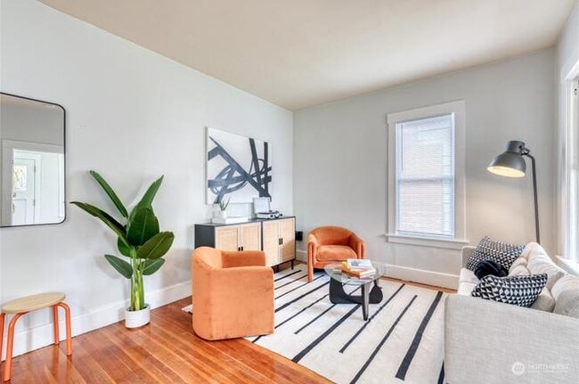 Building Photo - 849 NE 89th St
