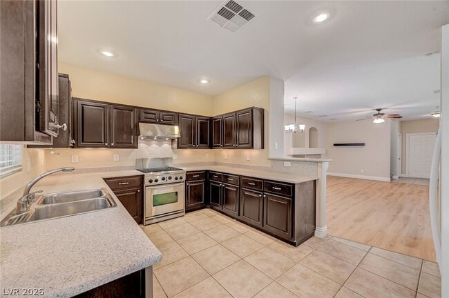 Building Photo - 8365 Teton Crest Pl