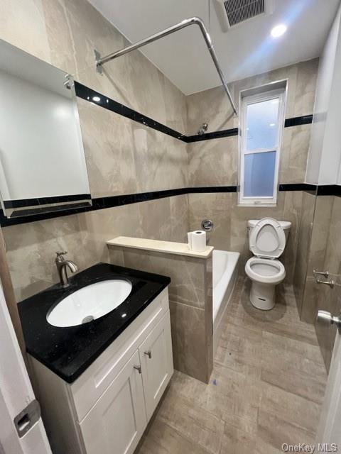 Building Photo - 1025 Elder Ave