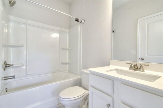 Building Photo - 7107 Branch Creek Cove