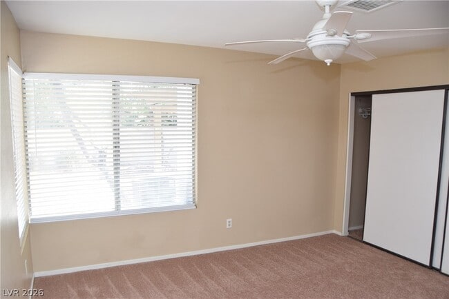 Building Photo - 701 Inglenook Dr