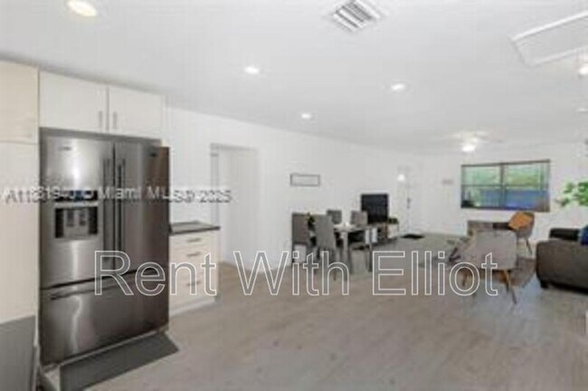 Building Photo - 201 Columbus Pkwy