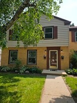 Building Photo - 2148 Ludington Ave