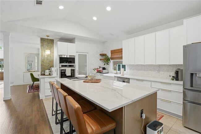 Building Photo - 4431 Village Springs Run