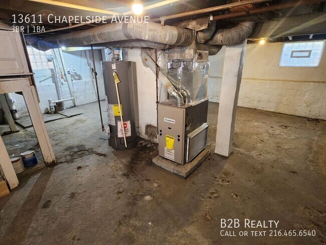 Building Photo - 13611 Chapelside Ave