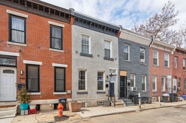 Building Photo - Newly Renovated Single Family Brewerytown
