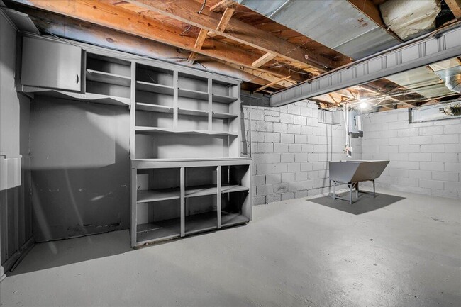 Building Photo - 14188 Collingham Dr