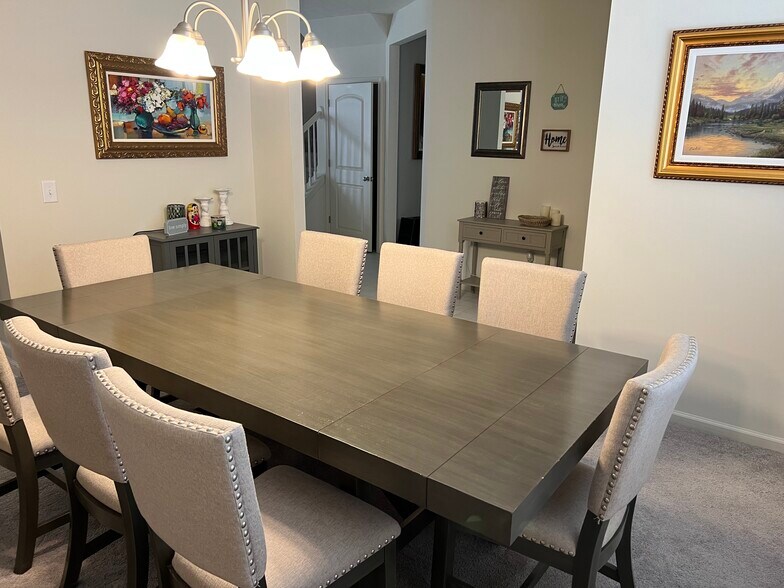 Building Photo - 4081 Lotus St