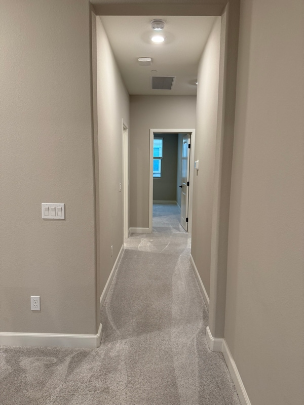 Building Photo - 1118 Delpy View Point