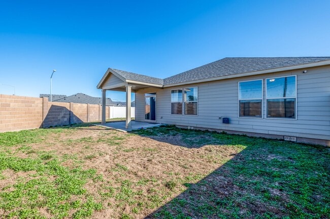 Building Photo - 3 bed 2 bath Home for Rent-Quincy