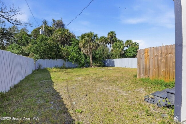 Building Photo - 1610 Craig Ave