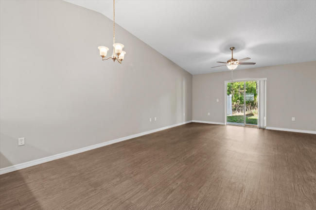 Building Photo - 9276 N Mendoza Way