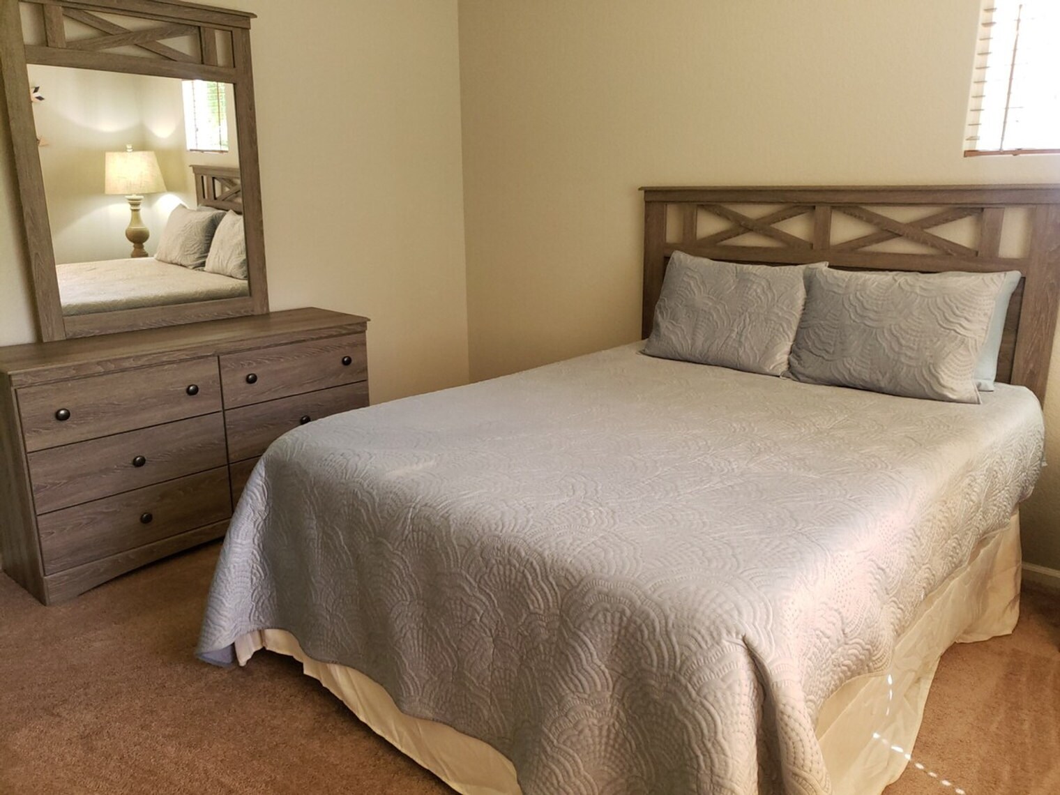 Building Photo - 11987 Bolton Dr