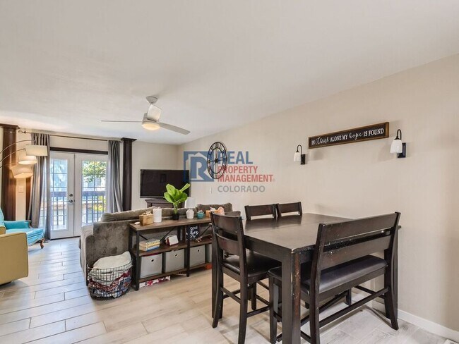 Building Photo - 2785 E Nichols Cir