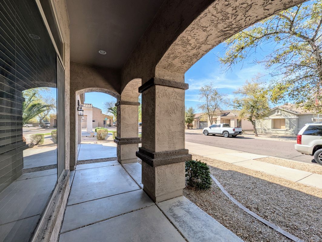 Building Photo - 17453 W Navajo St