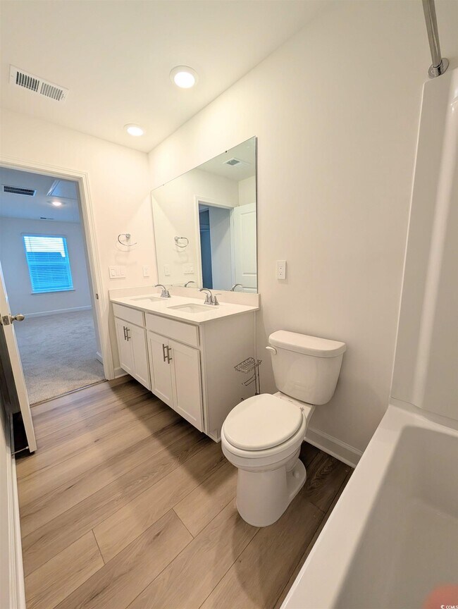 Building Photo - 1109 Lauryn Oak Lp