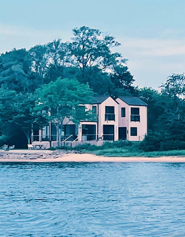 Building Photo - 599 Peconic Bay Blvd
