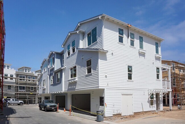 Building Photo - 7479 Ponto Rd