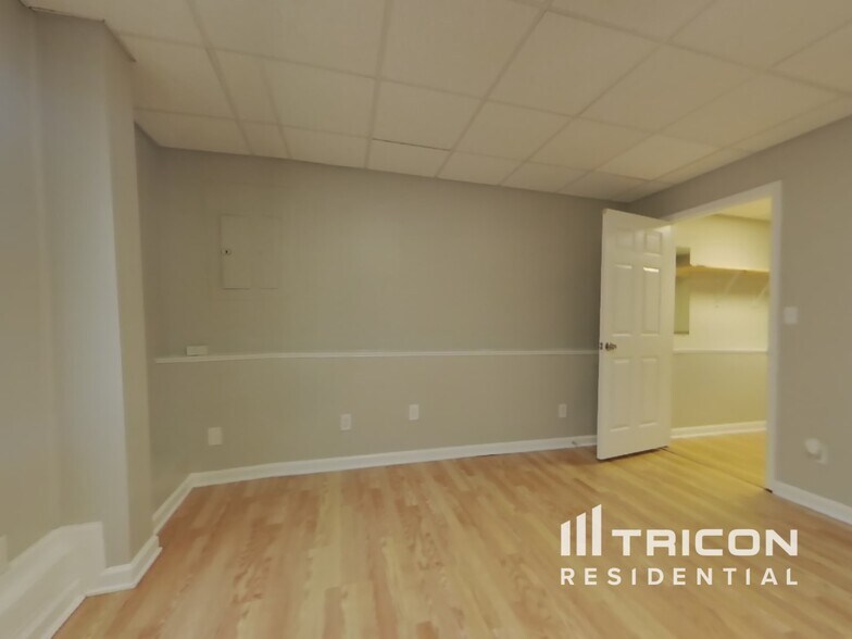 Building Photo - 3272 Greenhill Ct