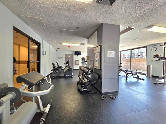 Building Photo - 5505 Seminary Rd