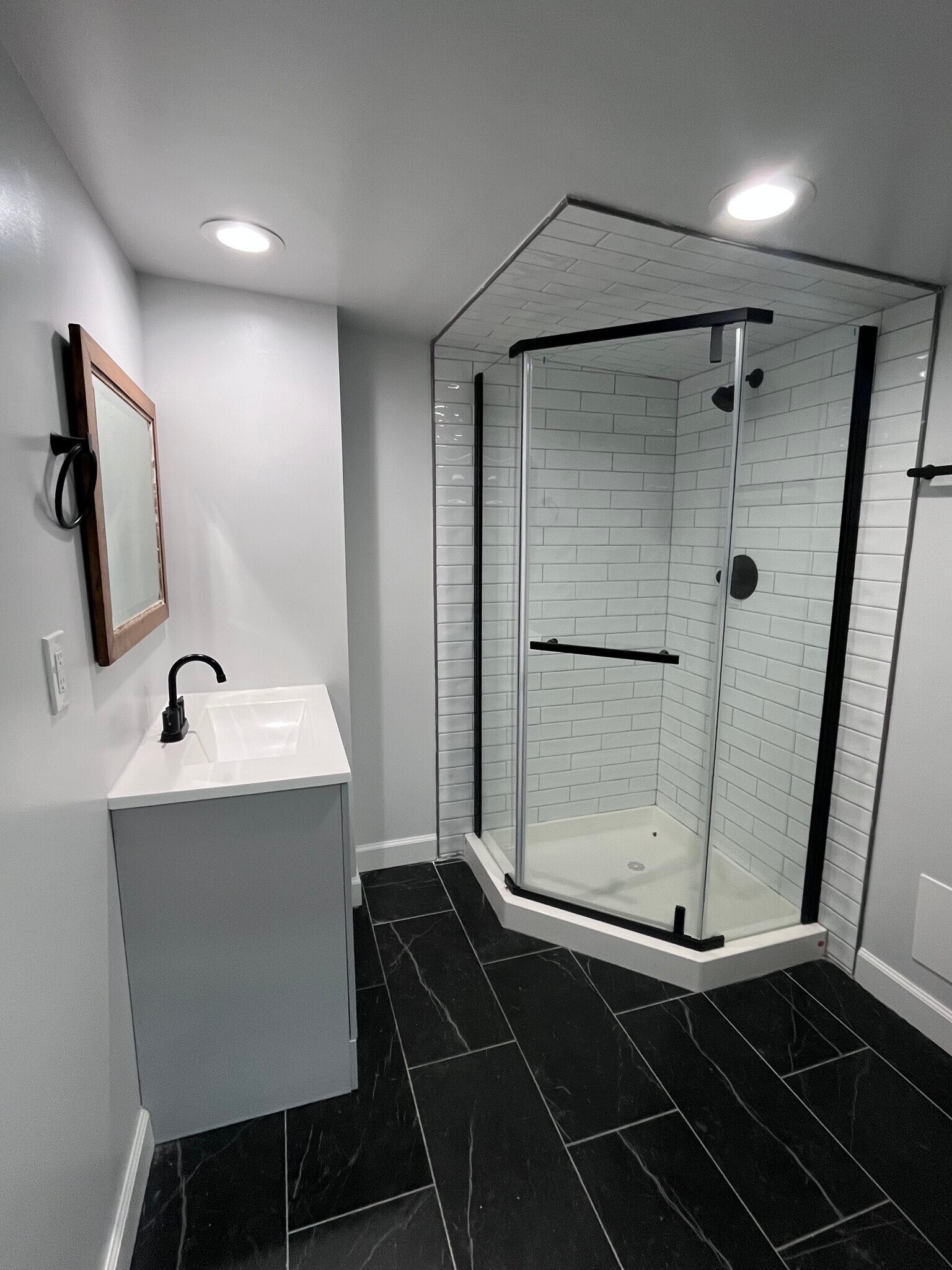 Glass Shower Enclosure - 409 S Spring St