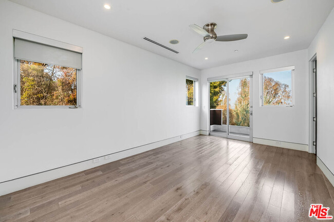 Building Photo - 770 Paseo Miramar