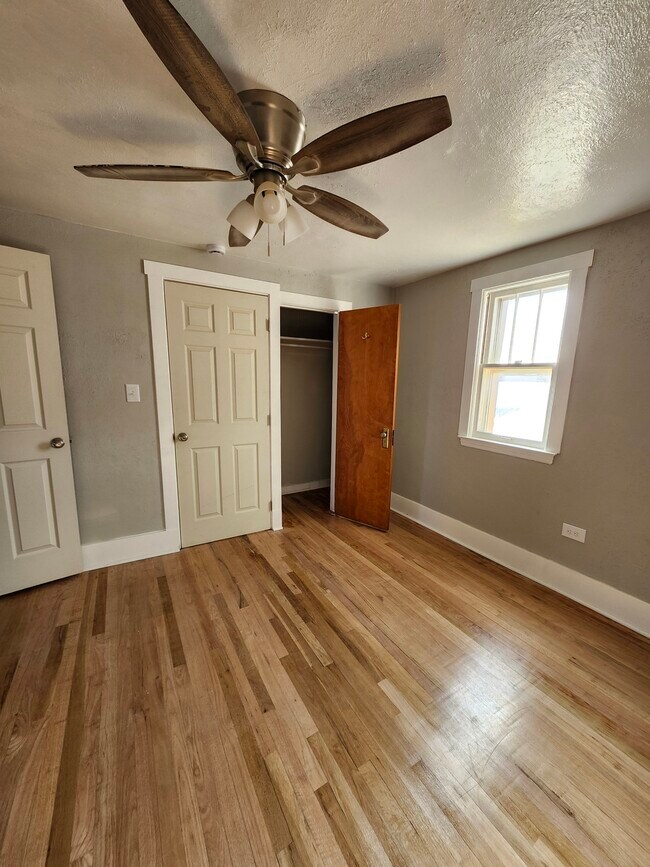 Building Photo - 811 Ridge Ave