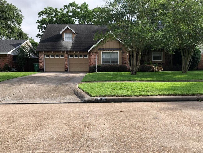 Building Photo - 8014 Mobud Dr